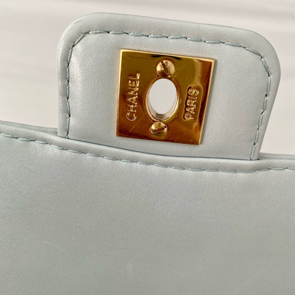 ❌SOLD❌ Chanel Milky Blue Wildstich Handle Bag - Picture 13 of 13